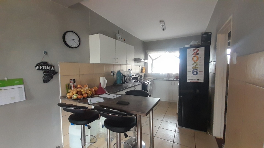 2 Bedroom Property for Sale in Wynberg Western Cape